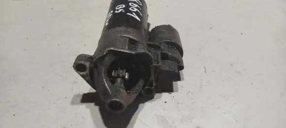 Volkswagen PASSAT B5 Starter motor