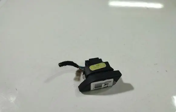 Audi A8 S8 D3 4E Central locking switch button A03579