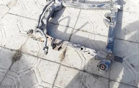 Opel Astra J Front subframe