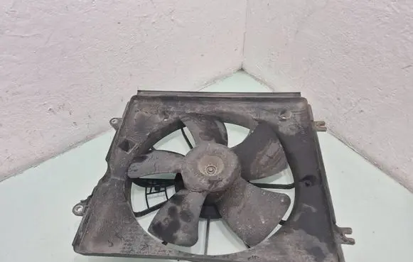 Honda CR-V Electric radiator cooling fan 