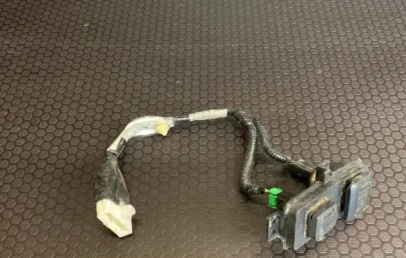 Honda CR-V 12 V Socket (front) 32104SWAG103