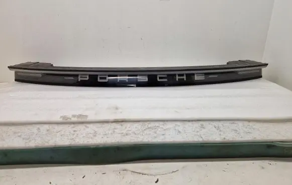 Porsche Taycan 9J1 Tailgate/trunk/boot exterior handle 9J1945081K