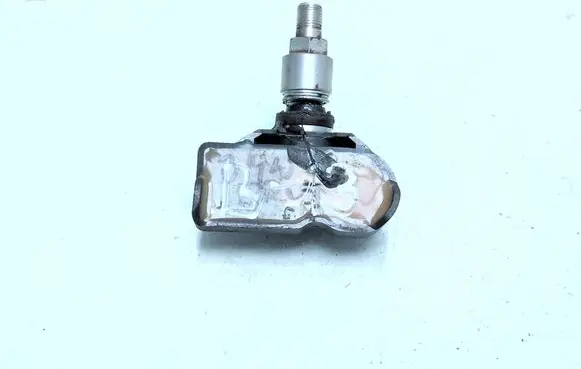 BMW X1 E84 Tire pressure sensor 6798872