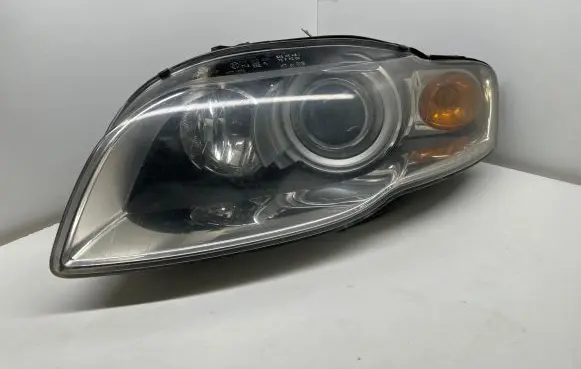 Audi A4 S4 B7 8E 8H Headlight/headlamp 8E0941003AM 18021804 0301219271
