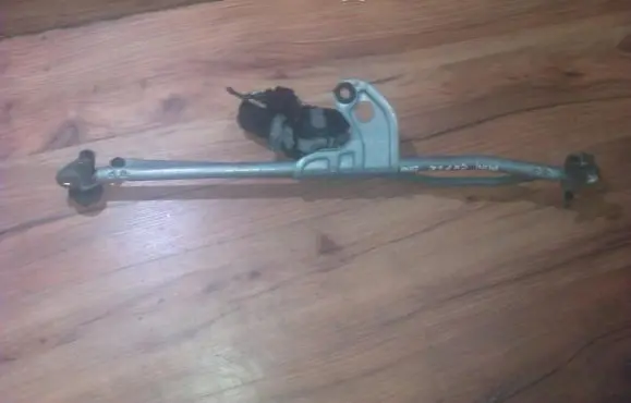 Mini One - Cooper Coupe R56 Front wiper linkage and motor