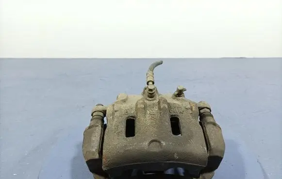 Chevrolet Captiva Front brake caliper