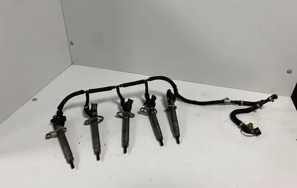 Volvo S80 Fuel injectors set 31303238