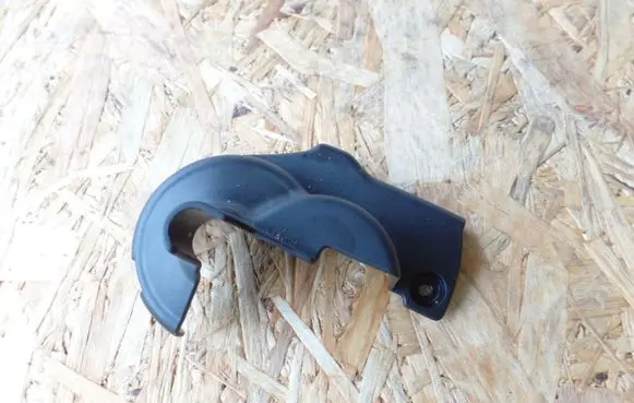 Subaru Legacy Seat trim AA921320