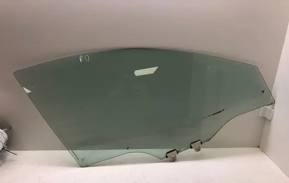 Mazda CX-3 Front door window glass four-door MDN8826