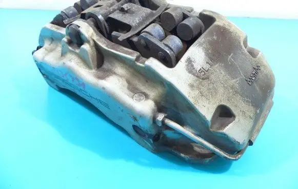 Front brake caliper