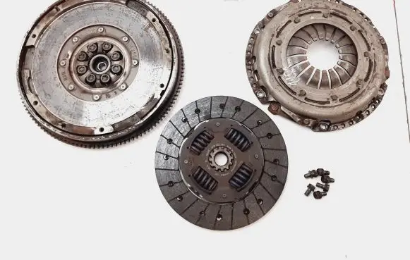 Subaru Forester SH Clutch set kit 3082001181 1878005084 668000