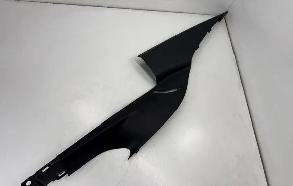Chevrolet Camaro (C) pillar trim 84116356 84753709 23368061