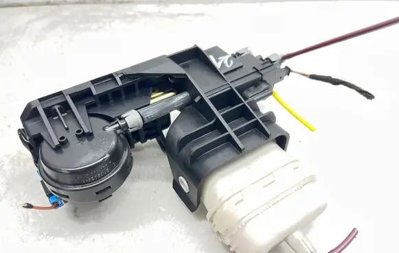 Mercedes-Benz S W220 Tailgate/trunk/boot lock/catch/latch A2208000478