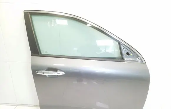 KIA Niro Front door