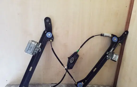 Audi A5 Sportback 8TA Front window lifting mechanism without motor 8T8837461