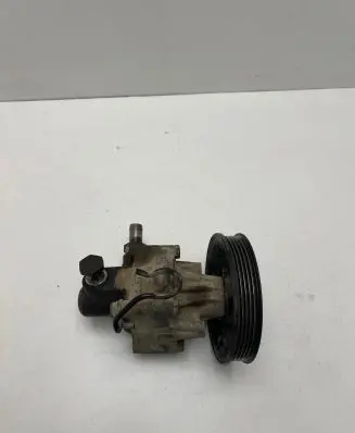 Audi A4 S4 B5 8D Power steering pump 8d0145155l