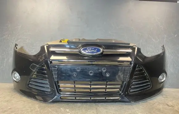 Ford Focus Front bumper BM5117757A BM5117E778AH