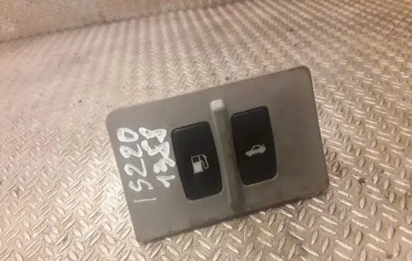 Lexus IS 220D-250-350 Other switches/knobs/shifts 5544753030