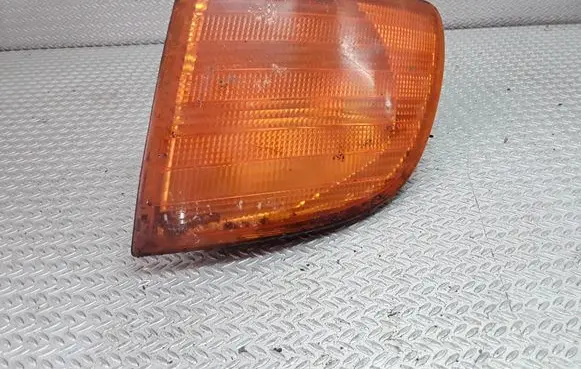 Mercedes-Benz Vito Viano W638 Front indicator light