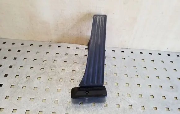 BMW 5 F10 F11 Accelerator throttle pedal 25916010