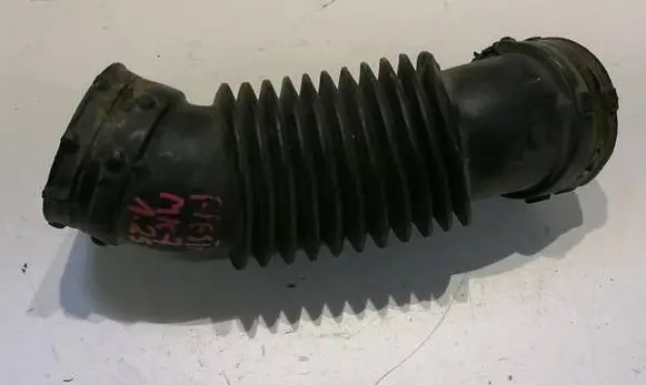 Ford Fiesta Air intake hose/pipe N04039E151
