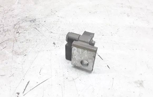 Fiat Croma Rear door lower hinge