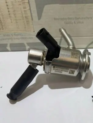 Mercedes-Benz Sprinter W906 AdBlue injector A0004905900