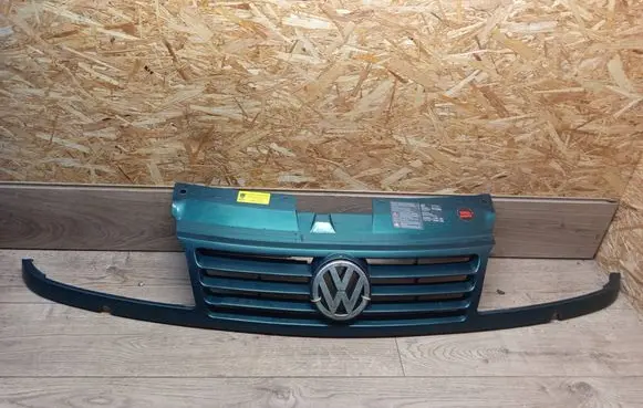 Volkswagen Sharan Front grill 7M0853651