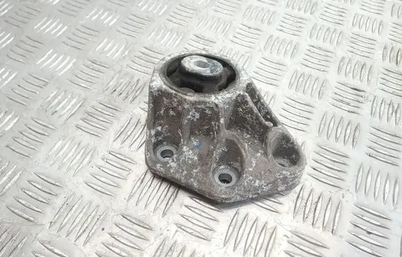 Audi A6 S6 C6 4F Rear differential mounting bracket 
