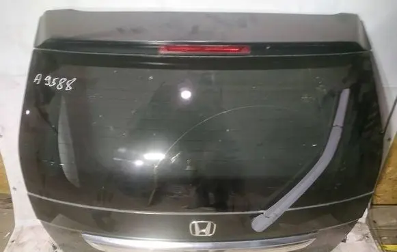 Honda FR-V Tailgate/trunk/boot lid juodas