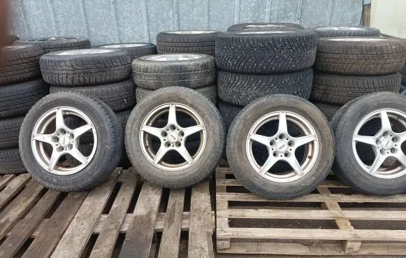 Nissan Primera R15 alloy rim 