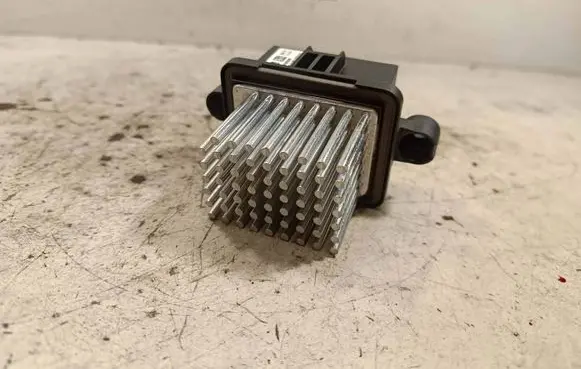 Opel Insignia B Heater blower motor/fan resistor 13506208 294141460053769