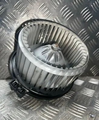 Mitsubishi Space Wagon Heater fan/blower