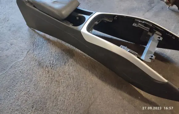 Audi A5 8T 8F Center console 8K0941531AL