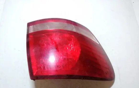Toyota Avensis Verso Rear/tail lights