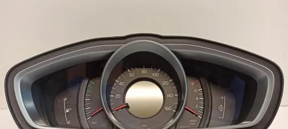 Volvo V40 Speedometer (instrument cluster) 31314483