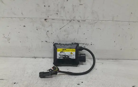 BMW 3 E46 Headlight ballast module Xenon 10R022827
