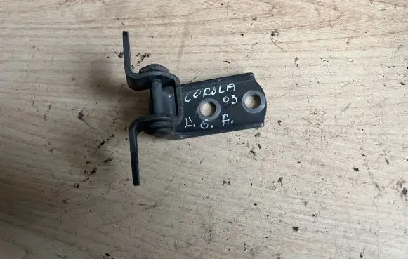 Toyota Corolla E120 E130 Rear door lower hinge