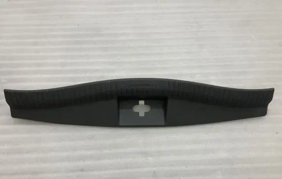 Jeep Grand Cherokee (WK) Trunk/boot sill cover protection