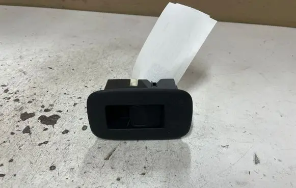Toyota Auris 150 Electric window control switch
