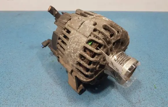 Mitsubishi Colt CZ3 Generator/alternator A6391500350