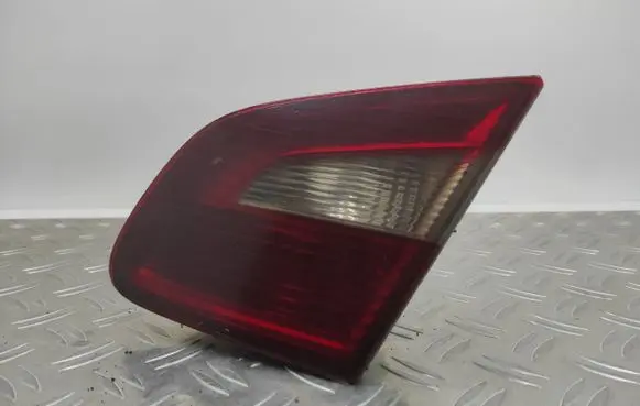 Skoda Superb B6 (3T) Tailgate rear/tail lights 3T5945094 270602