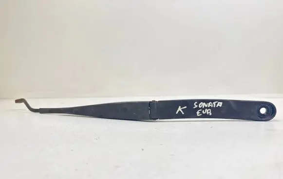 Hyundai Sonata Front wiper blade arm 9685KWB