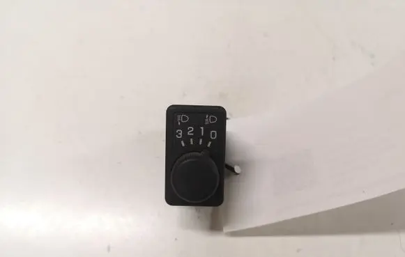Nissan Primera Headlight level height control switch 37044A D10802