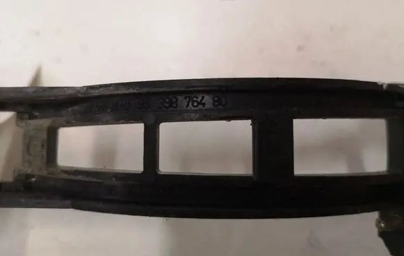 Peugeot 307 Rear door exterior handle/bracket 9639876480