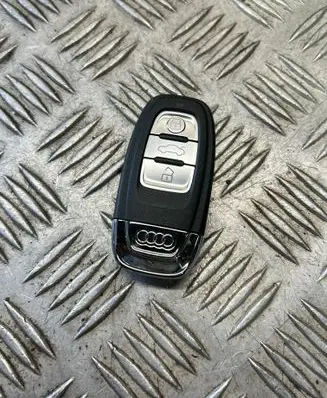Audi A6 S6 C7 4G Ignition key/card 8K0959754D