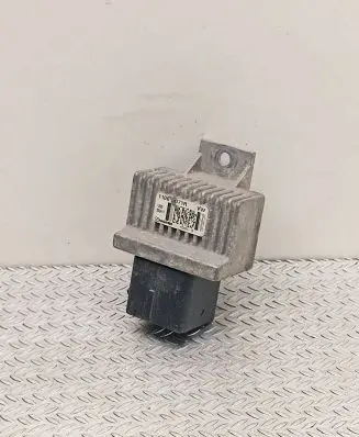 Renault Kangoo II Glow plug pre-heat relay 110678071R