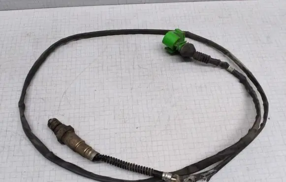 Volkswagen PASSAT B5.5 Lambda probe sensor 0258006312 0258006313