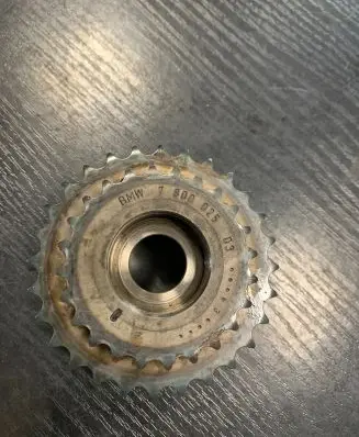 BMW 5 F10 F11 Timing chain sprocket 7800025