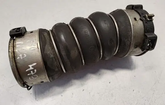BMW 5 F10 F11 Intercooler hose/pipe 8513451 11618513451